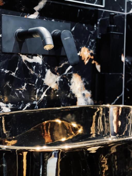 Thesstay Attica Downtown Boutique Apartment テッサロニキ エクステリア 写真
